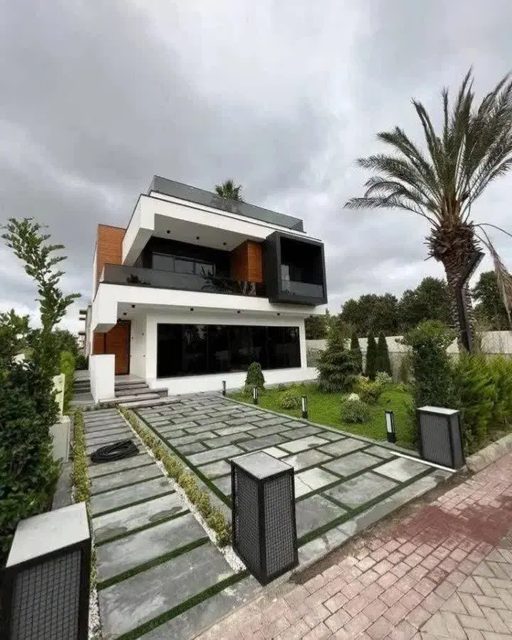 خرید — آپارتمان — فروش ویلا دوبلکس استخردار ۴خواب در شهرک اختصاصی نوشهر | سند تک‌برگ — 300 متر — 4 خواب — نوشهر — املاک میراث